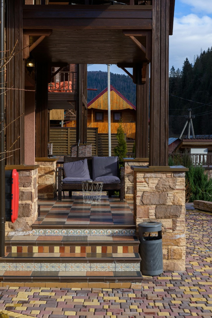 The Ultimate Guide to Finding the Best Outdoor Furniture Brand for Your Patio Oasis