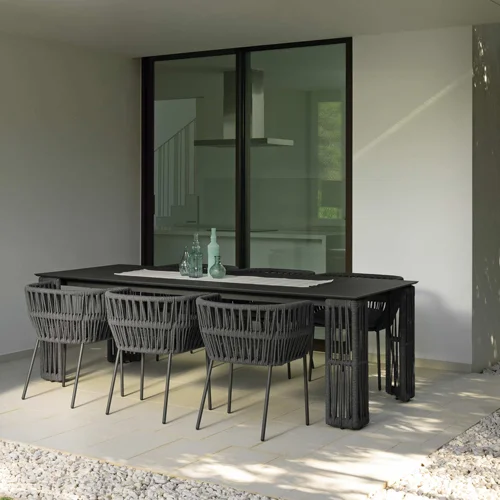 How to Arrange Patio Furniture on Grass for the Perfect Outdoor Setup