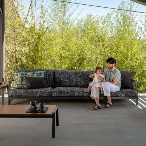 American Furniture Patio Furniture – Transform Your Backyard Into a Relaxing Retreat