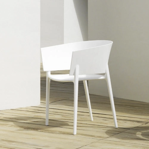 Top Outdoor Furniture Picks for Florida’s Year-Round Sunshine