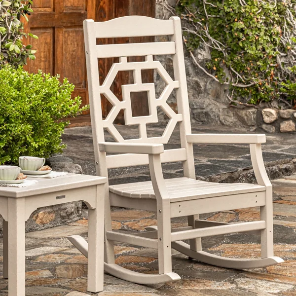 Martha Stewart Patio Furniture – Relaxed Heirloom-Year-Old Styles