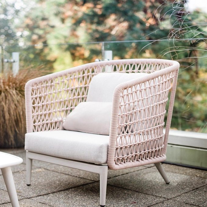 1. “Effective Ways to Remove Water Stains from Outdoor Furniture”