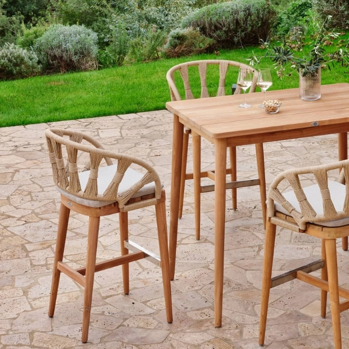 Essential Tips for Maintaining Eucalyptus Wood Outdoor Furniture