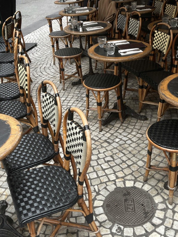 Protect Your Outdoor Furniture: Can it Withstand the Rain? Discover if Your Patio Set Can be Left Out in the Rain Without Damage.