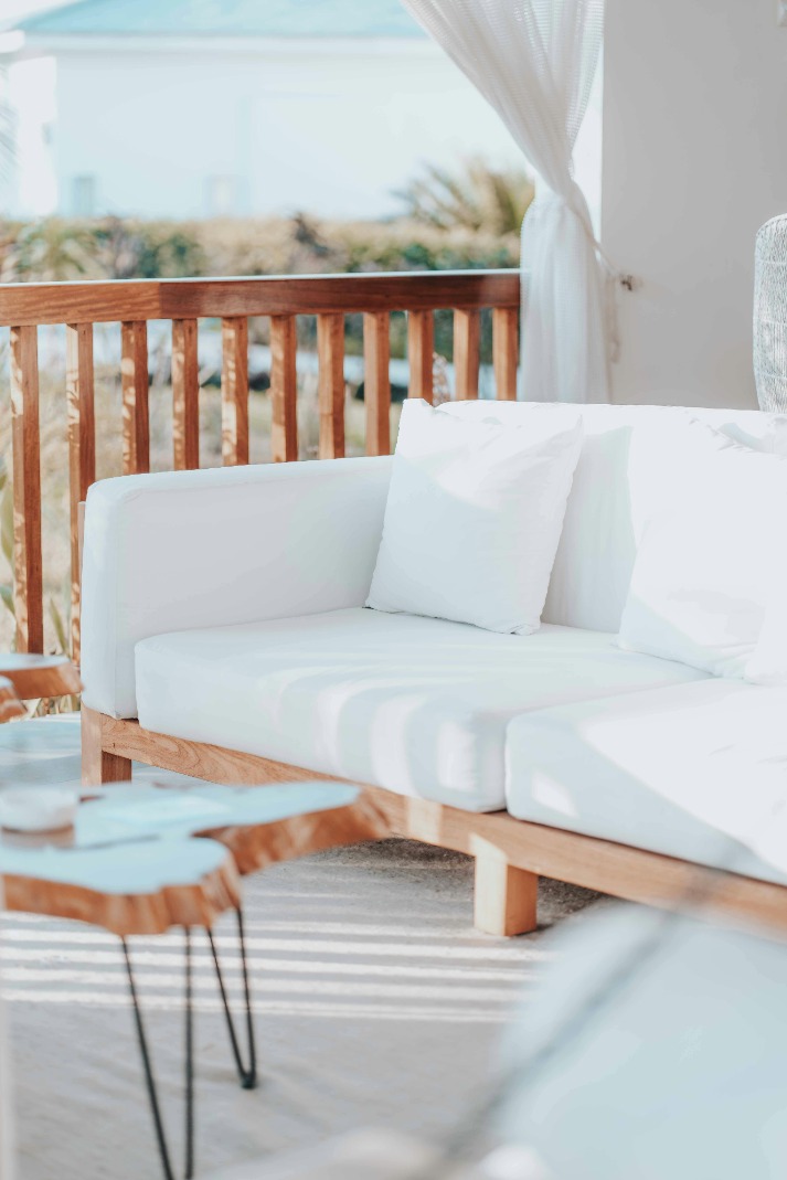 Effective Methods to Remove Mildew from Outdoor Furniture Cushions