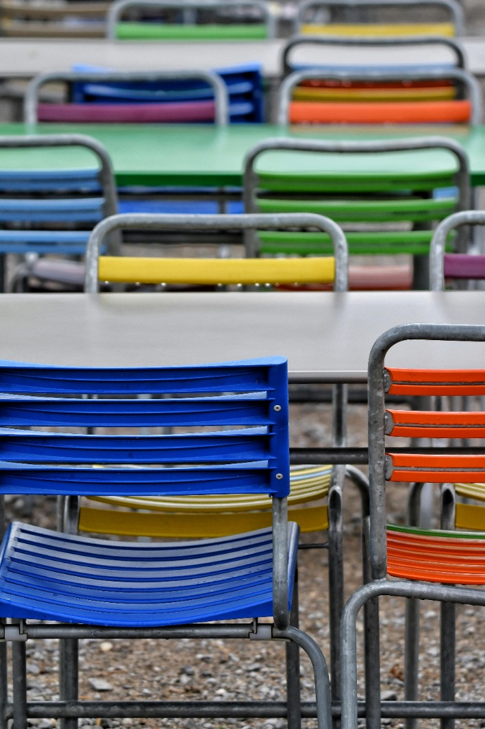Top tips for removing rust from aluminum patio furniture – a step-by-step guide for restoring your outdoor furniture to its former glory.