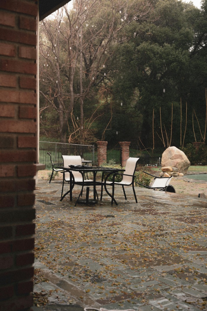 Can I Leave My Patio Furniture Outside in Winter? Tips for Winterizing Your Outdoor Furniture and Extending its Lifespan