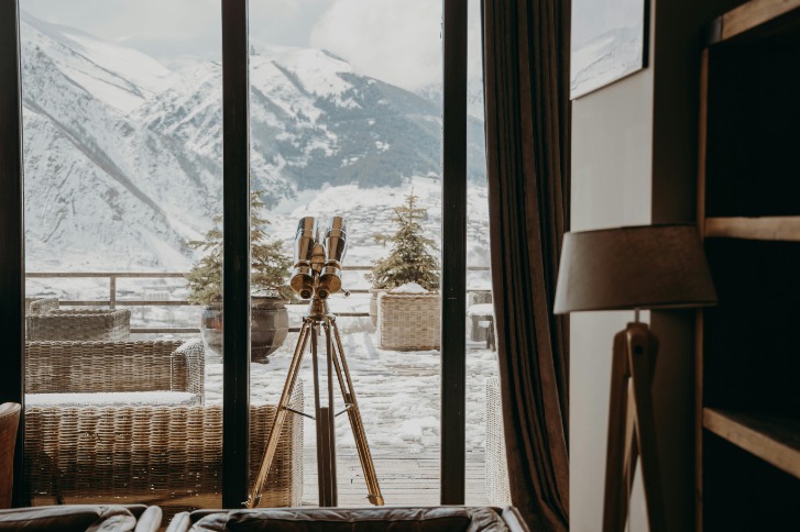 Protect Your Outdoor Furniture: Why You Need to Cover It During Winter for Longevity and Durability