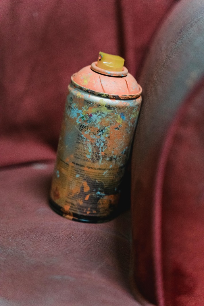 Rust-Oleum Stops Rust Enamel Paint: Best Choice for Outdoor Metal Furniture